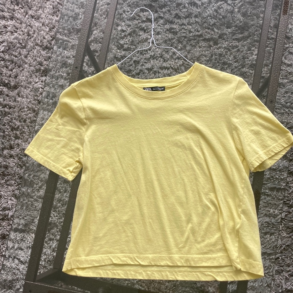 Yellow crop top (Zara)